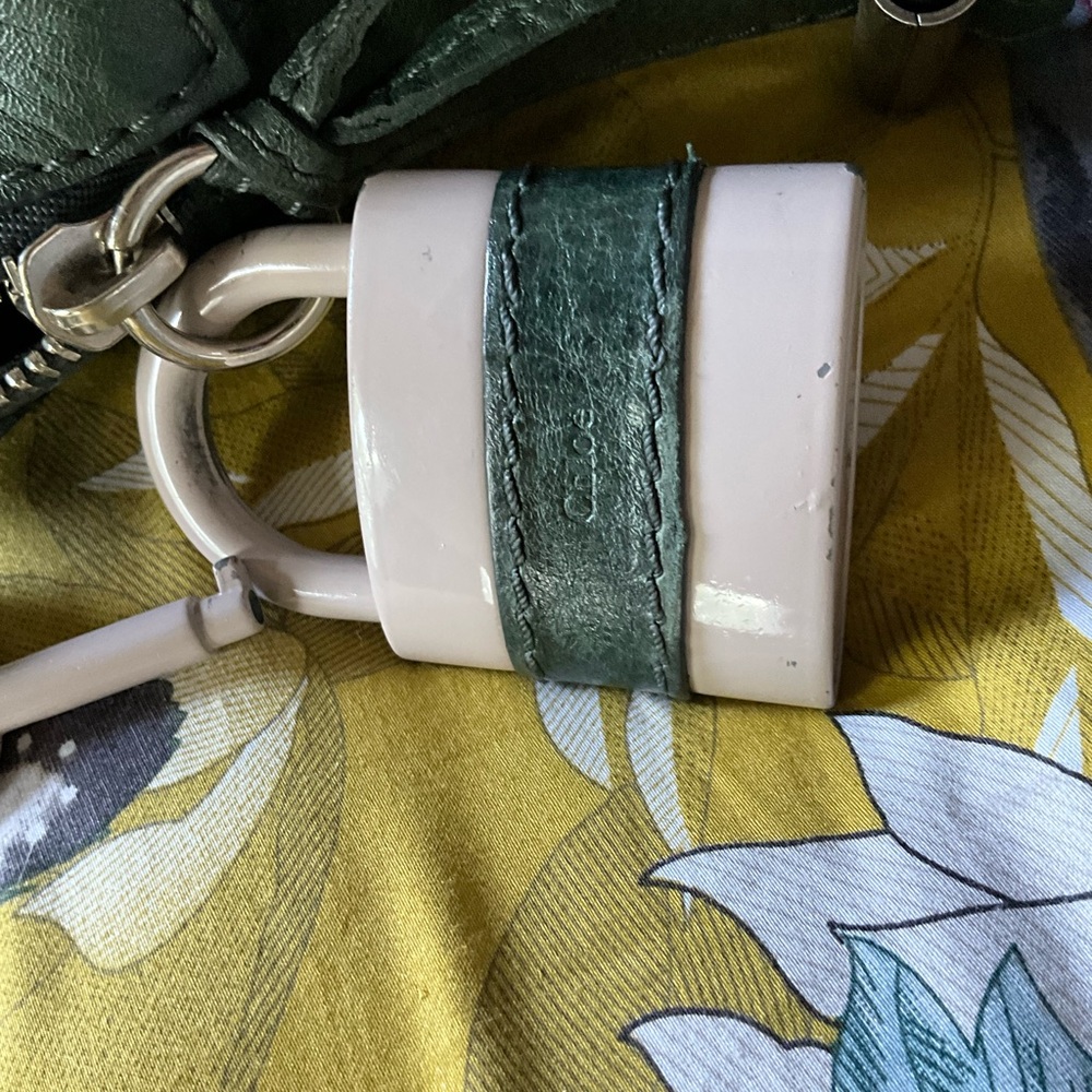Chloe Dark Green Leather Shoulder Bag - Picture 6 of 8
